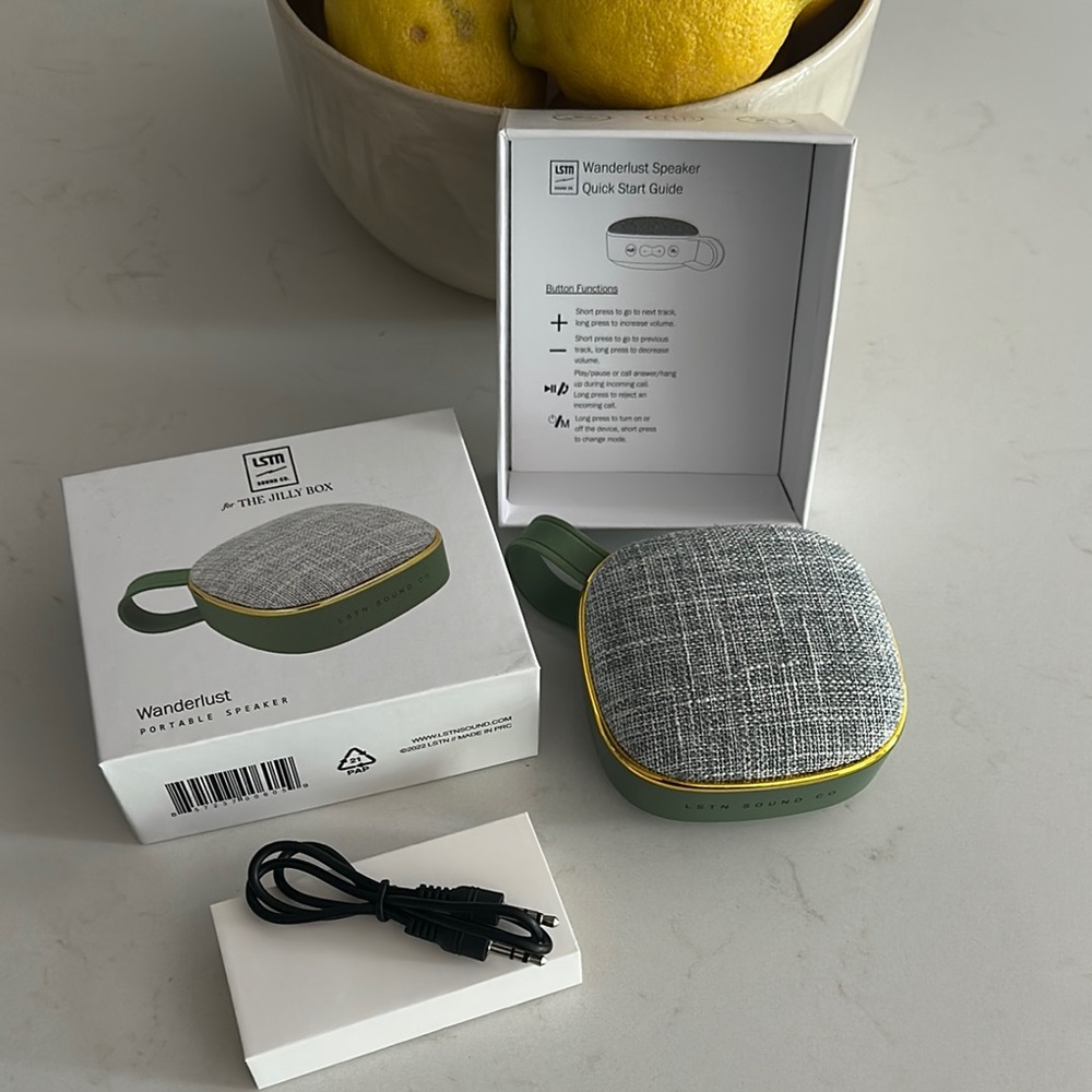 Wanderlust Portable Speaker - Green and Gray